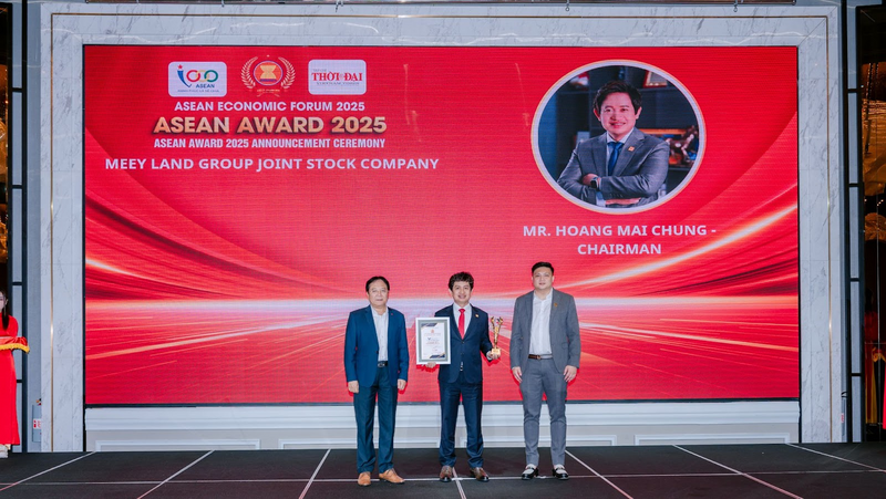 Ông Hoàng Mai Chung, Chủ tịch HĐQT Meey Group, được vinh danh là TOP 10 nhà lãnh đạo giỏi ASEAN 2025. Ảnh: Meey Group