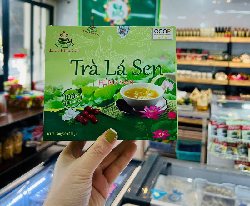 Từ sản phẩm làm đẹp trong ao làng, HTX Liên Hoa Chi đã biến đổi thành nguyên liệu trong sản phẩm OCOP 3 sao. Ảnh: Liên Hoa Chi