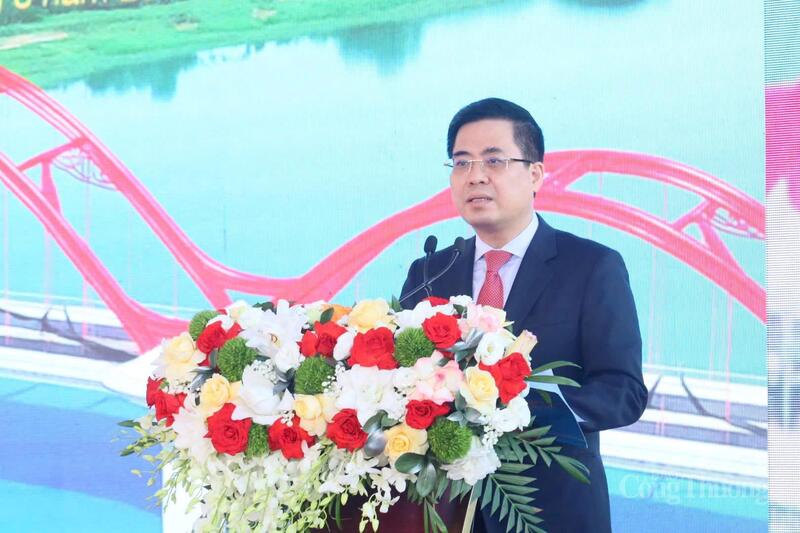 Ông Nguyễn Hoàng Giang, Chủ tịch UBND tỉnh Quảng Ngãi phát biểu tại buổi lễ