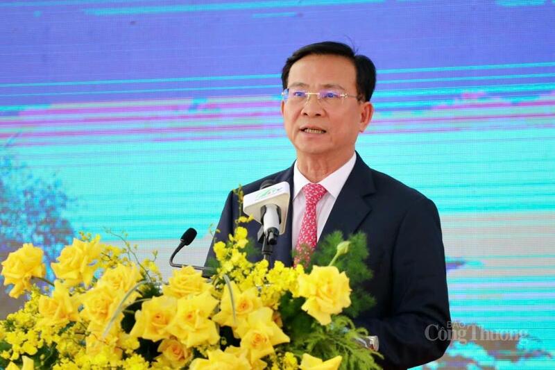 Chủ tịch UBND tỉnh Lâm Đồng Hồ Văn Mười phát biểu tại lễ khởi công
