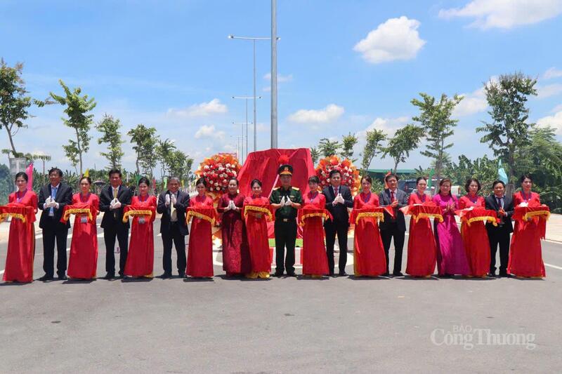 Tỉnh Quảng Ngãi khánh thành cầu Phước Lộc