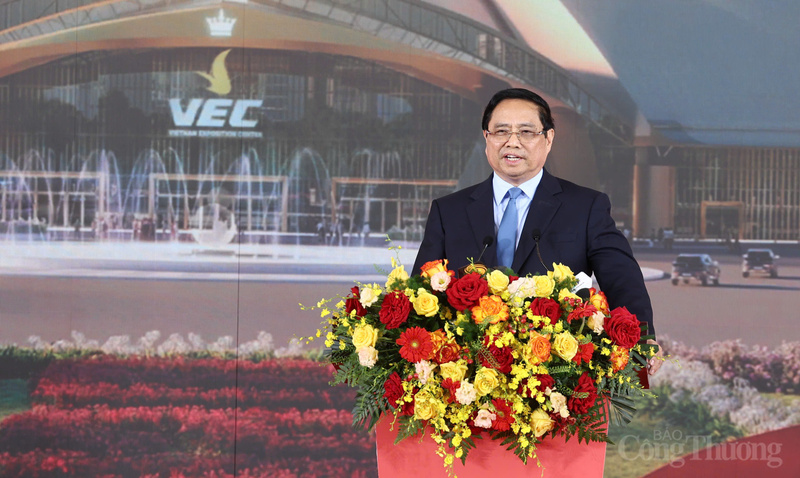 Thủ tướng Chính phủ phát biểu tại lễ khánh thành, khởi công 250 công trình, dự án chào mừng kỷ niệm 80 năm Quốc khánh nước Cộng hòa xã hội chủ nghĩa Việt Nam.
