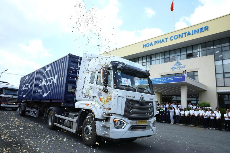 Lô vỏ container do Hòa Phát bàn giao cho CMA CGM được sản xuất theo tiêu chuẩn kỹ thuật quốc tế, đáp ứng đầy đủ các yêu cầu khắt khe mà các hãng tàu lớn nhất thế giới đặt ra. Ảnh: Hoà Phát