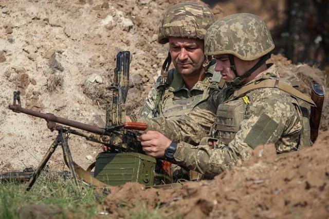Quân đội Ukraine đang cạn kiệt nguồn vũ khí thừa kế thời Liên Xô. Ảnh: Topwar