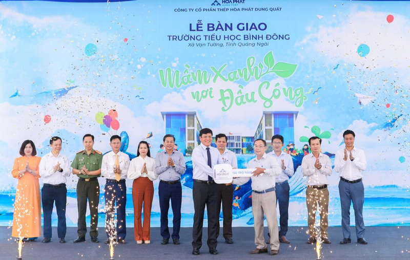 Khánh thành, bàn giao và đưa vào sử dụng công trình trường tiểu học Bình Đông (xã Vạn Tường, tỉnh Quảng Ngãi). Ảnh: Bình An
