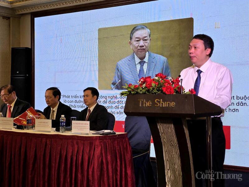 Ông Nguyễn Huy Dũng Ủy viên chuyên trách, Ban chỉ đạo Trung ương về phát triển khoa học công nghệ, đổi mới sáng tạo và chuyển đổi số
