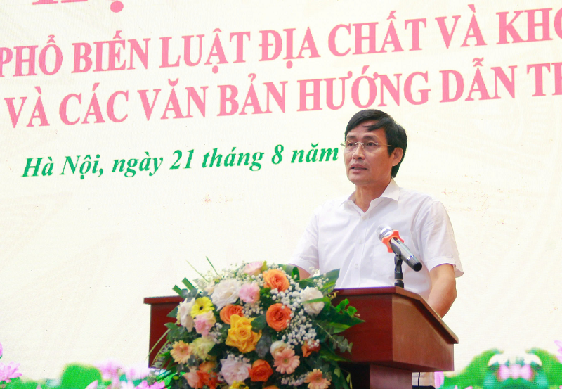 Ông Trần Quý Kiên, Thứ trưởng Bộ Nông nghiệp và Môi trường phát biểu tại hội nghị. Ảnh: Sỹ Tùng