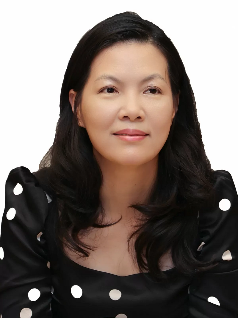Bà Nguyễn Thị Hoàng Thuý, Vụ trưởng, Trưởng Cơ quan Thương vụ Việt Nam tại Thuỵ Điển, kiêm nhiệm thị trường Bắc Âu