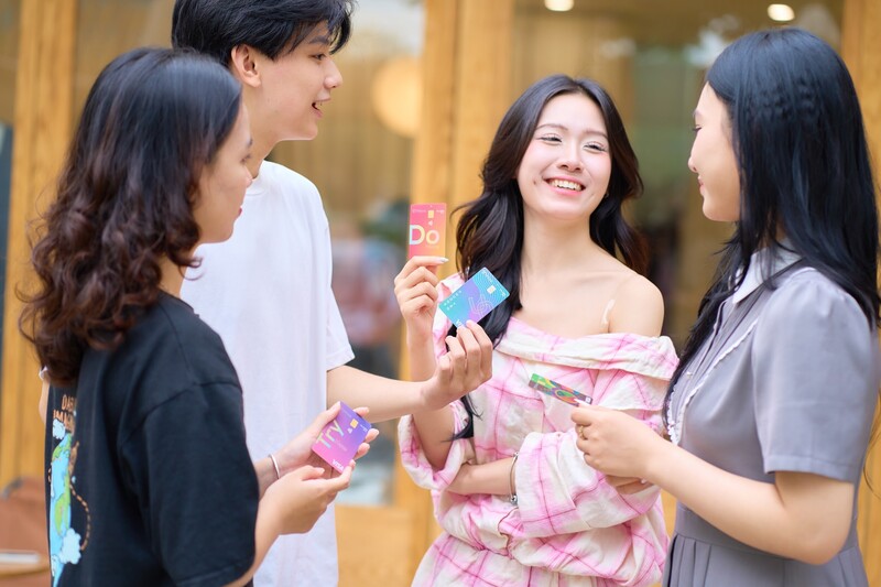 Không chỉ đồng hành trong những chuyến hành trình xa, thẻ TPBank sẵn sàng đồng hành cùng bạn trên mọi chuyến đi.