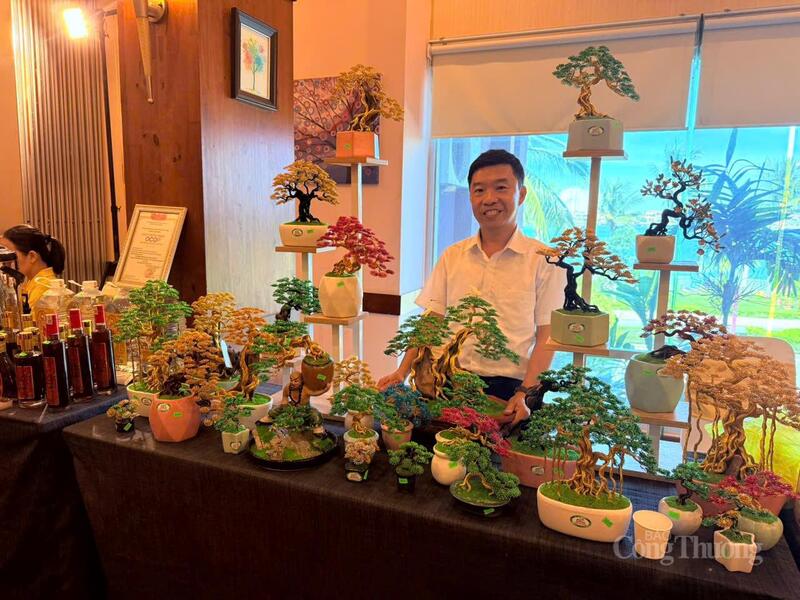 Sản phẩm thủ công mỹ nghệ của tỉnh Quảng Trị được trưng bày tại sự kiện