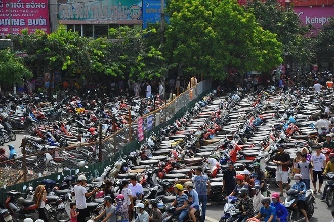 Hà Nội bố trí nhiều điểm trông giữ xe phục vụ người dân đến xem diễu binh, diễu hành dịp Quốc khánh 2/9. Ảnh minh họa: Hoàn Nguyễn