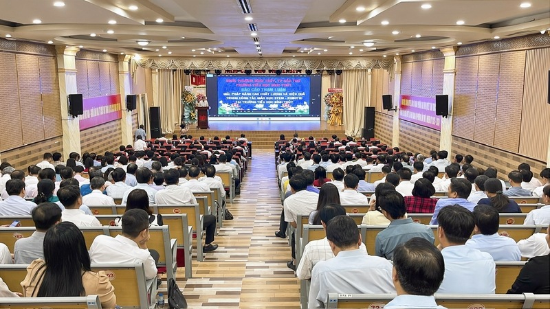 Toàn cảnh Hội nghị tổng kết năm học 2024 - 2025, triển khai nhiệm vụ 2025 – 2026 của Sở Giáo dục và Đào tạo TP. Cần Thơ.