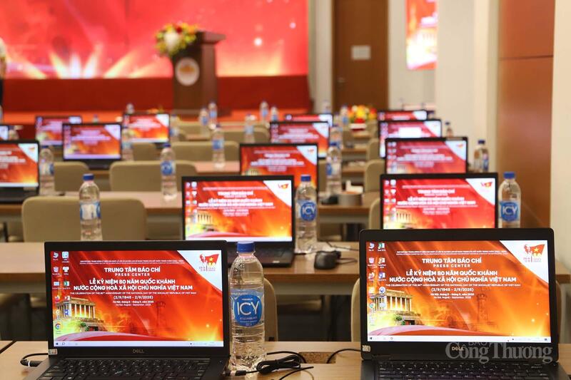 Trung tâm Báo chí Lễ kỷ niệm hoạt động từ ngày 26/8/2025 đến hết ngày 2/9/2025. Ảnh: Hoa Quỳnh