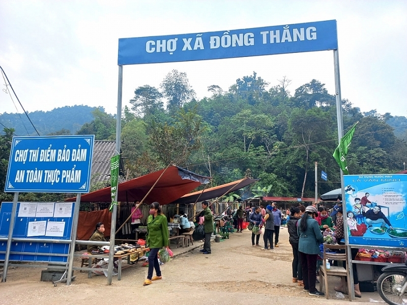 Chợ nông thôn mới phải phù hợp cho việc lưu thông hàng hóa. Ảnh: Minh họa