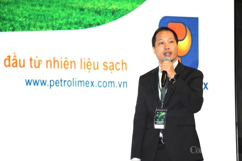 Ông Nguyễn Quang Dũng, Phó Tổng giám đốc Petrolimex phát biểu tại hội thảo.