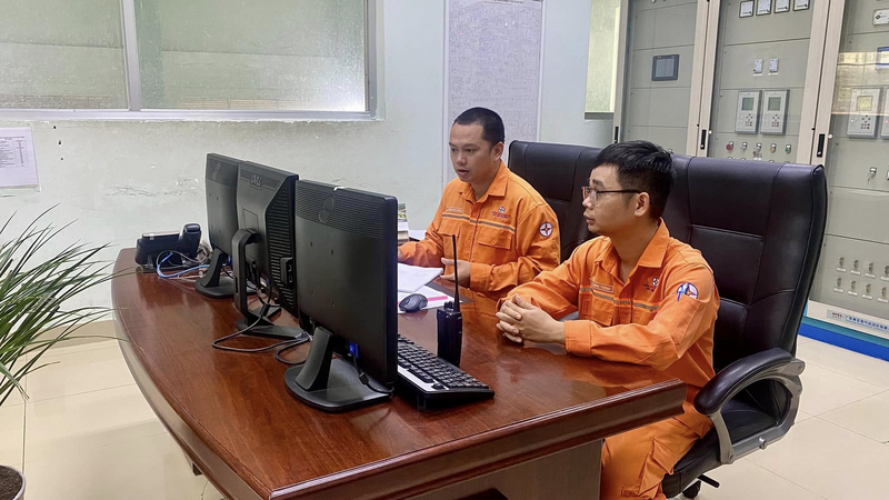 Trực điều hành tại Nhà máy Thủy điện Bắc Bình