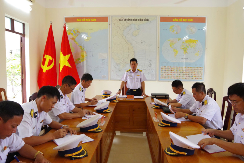 Đoàn công tác Bộ Tư lệnh Vùng 4 kiểm tra Trung đoàn ra đa 451