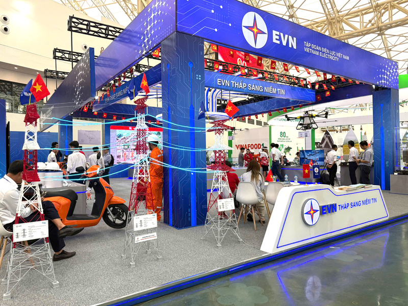 Gian hàng EVN tại Triển lãm thành tựu đất nước. Ảnh: Minh Trang
