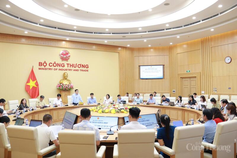 Hội thảo diễn ra vào chiều 28/8, tại Hà Nội. Ảnh: Thanh Tuấn
