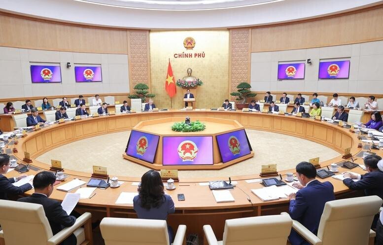 Tại các phiên họp thường kỳ hàng tháng, Chính phủ đã có hàng loạt quyết sách về phát triển kinh tế - xã hội - Ảnh: VGP/Nhật Bắc