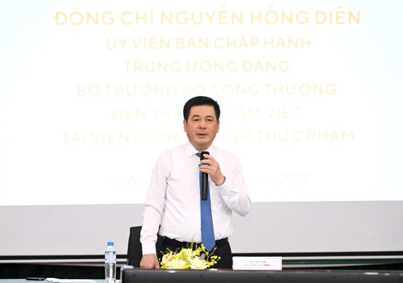 Bộ trưởng Bộ Công Thương Nguyễn Hồng Diên đánh giá cao những kết quả mà Viện Công nghiệp thực phẩm đã đạt được trong thời gian qua, đặc biệt là nỗ lực nghiên cứu, phát triển và chuyển giao công nghệ phục vụ sản xuất, đời sống