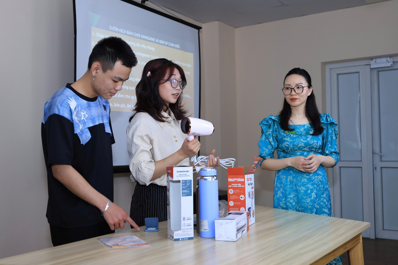 Với tốc độ tăng trưởng 30-40% mỗi năm, việc ứng dụng công nghệ như AI, Big Data và xây dựng chương trình gắn thực tiễn là chìa khóa trong đào tạo thương mại điện tử