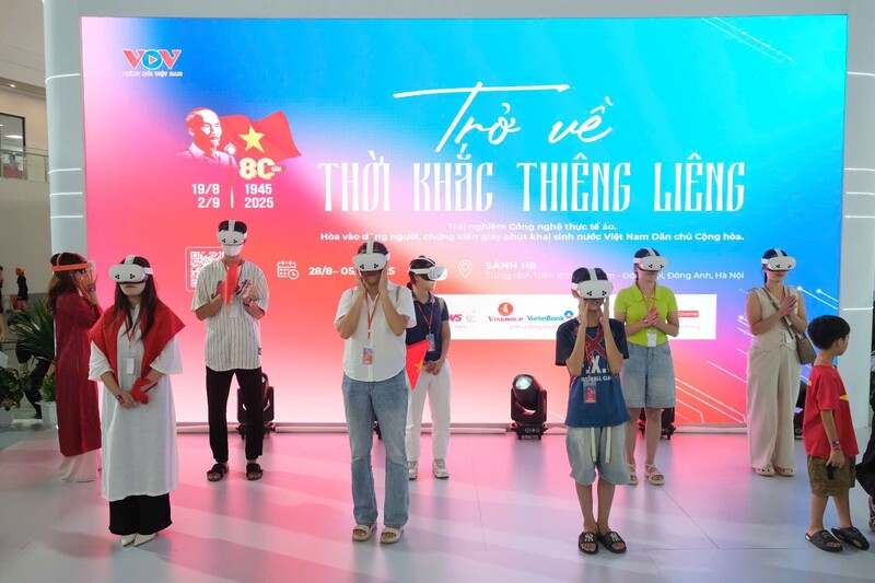 Khối báo chí được quan tâm tại Triển lãm thành tựu đất nước - 13