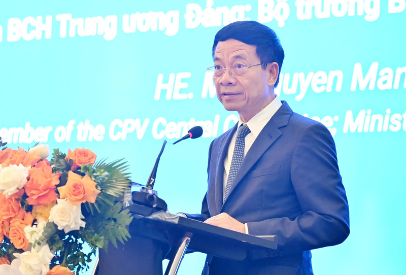 Bộ trưởng Bộ Khoa học và Công nghệ Nguyễn Mạnh Hùng phát biểu khai mạc diễn đàn. Ảnh: Q.N