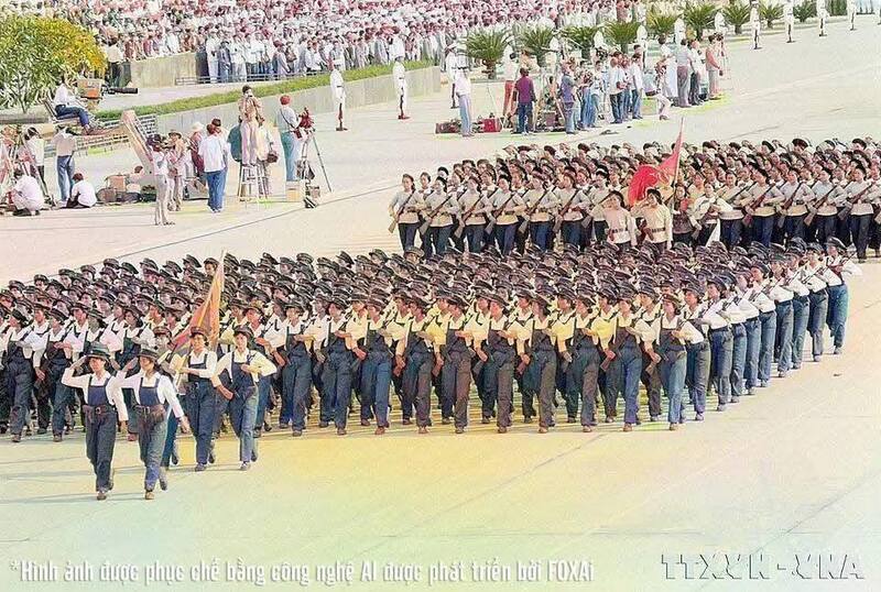 Các khối quần chúng tham dự lễ mít tinh, duyệt binh, diễu hành. Ảnh: TTXVN