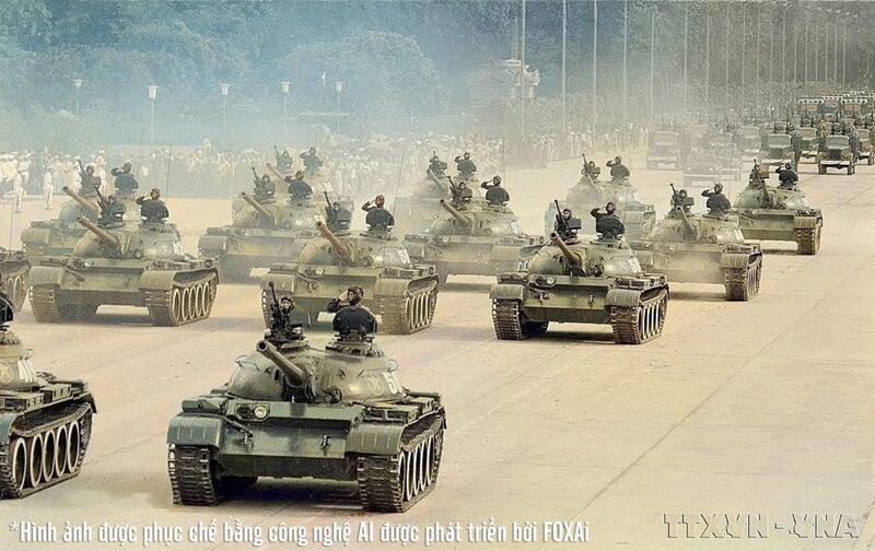 Xe tăng thiết giáp của Quân đội nhân dân Việt Nam tiến qua lễ đài. Ảnh: TTXVN