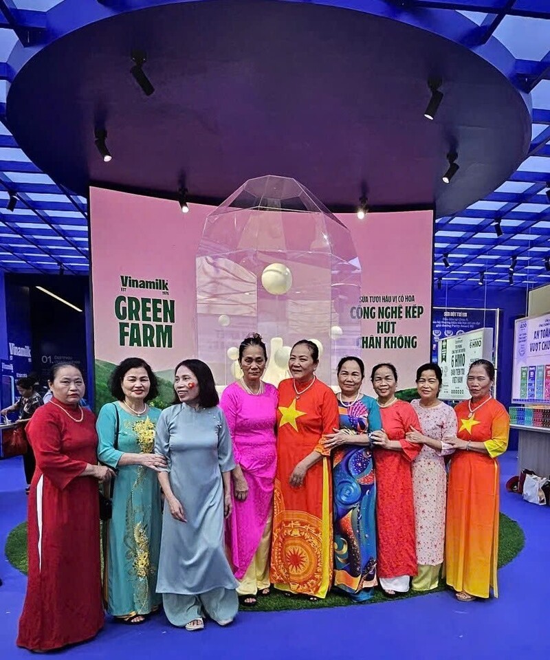 Không gian triển lãm của Vinamilk còn có nhiều góc check-in cho khách tham quan. Ảnh: Vi Nam