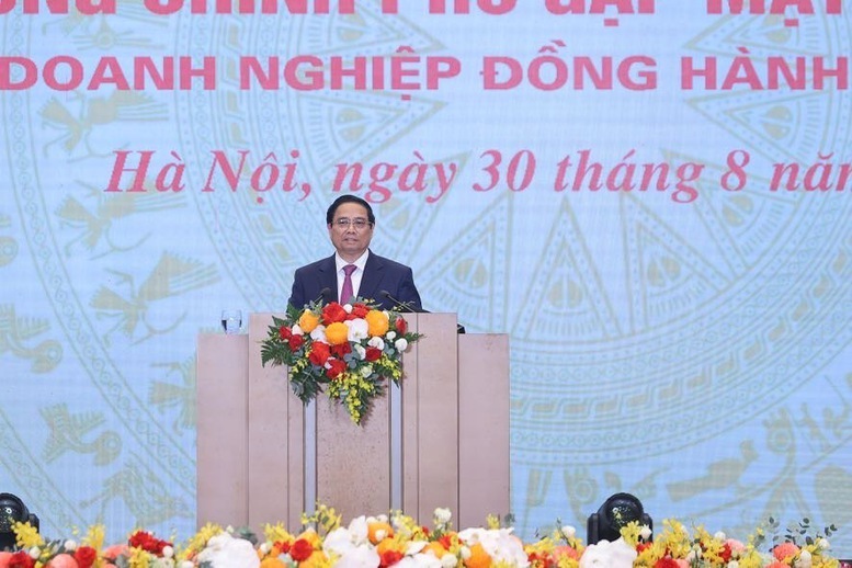 Thủ tướng Phạm Minh Chính gửi tới cộng đồng doanh nghiệp, doanh nhân Việt Nam lời chào trân trọng, lời thăm hỏi ân tình và lời chúc mừng tốt đẹp nhất - Ảnh: VGP/Nhật Bắc