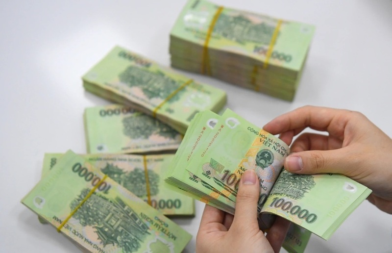 Nhân dịp kỷ niệm 80 năm Quốc khánh 2/9, Chính phủ đã dành tặng mỗi công dân một món quà an sinh trị giá 100.000 đồng. Ảnh minh hoạ