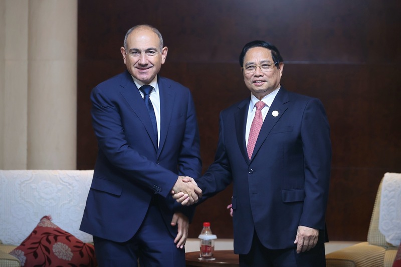 Thủ tướng Chính phủ Phạm Minh Chính hội kiến với Thủ tướng Armenia Nikol Pashinyan. Ảnh: VGP/Nhật Bắc