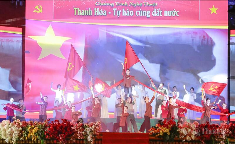 Chương trình nghệ thuật đặc sắc được tỉnh Thanh Hóa tổ chức vào tối ngày 2/9 tại Quảng trường Lam Sơn