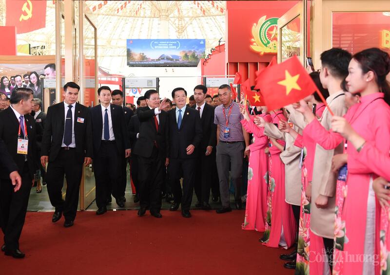 Phó Thủ tướng Chính phủ Mai Văn Chính chủ trì đón và dẫn đoàn lãnh đạo cấp cao hai nước Lào và Campuchia tham quan Triển lãm thành tựu đất nước 80 năm Hành trình Độc lập - Tự do - Hạnh phúc