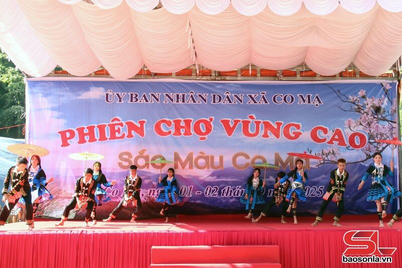 Khai mạc Phiên chợ vùng cao Co Mạ năm 2025 diễn ra trong 2 ngày, từ 1 - 2/9 tại xã Co Mạ, tỉnh Sơn La (Ảnh: Báo Sơn La)
