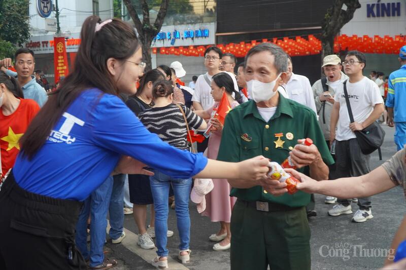 Báo Công Thương lan toả 'nghĩa tình' dịp Đại lễ Quốc khánh 2/9 - 7