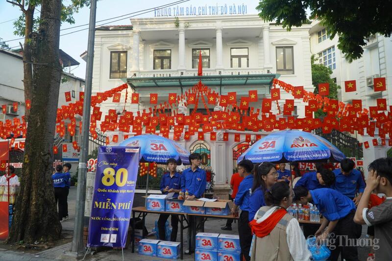 Hoạt động do Báo Công Thương phối hợp với Trung tâm Truyền thông, Dữ liệu và Công nghệ số TP. Hà Nội cùng nhiều doanh nghiệp tổ chức thực hiện.