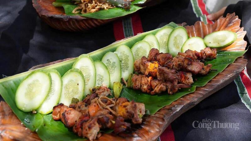 Dịch vụ lưu trú và ăn uống ở đây ngày càng được chú trọng đầu tư, giúp khách du lịch có được trải nghiệm tốt nhất