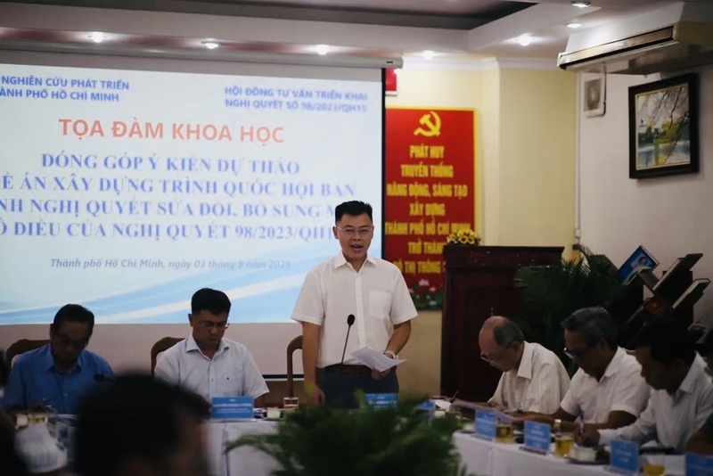 Đại biểu tham dự tọa đàm. Ảnh: Mai Hoa.