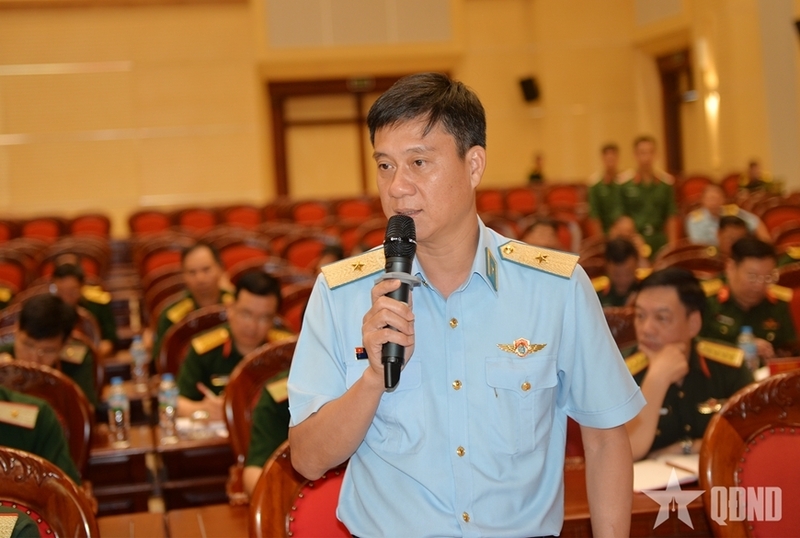 Các đại biểu phát biểu. Ảnh: QĐND
