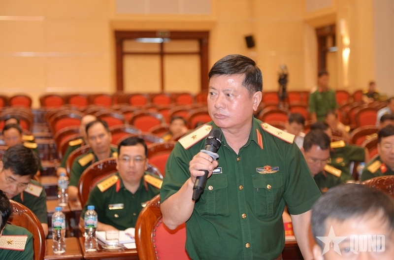 Các đại biểu phát biểu. Ảnh: QĐND