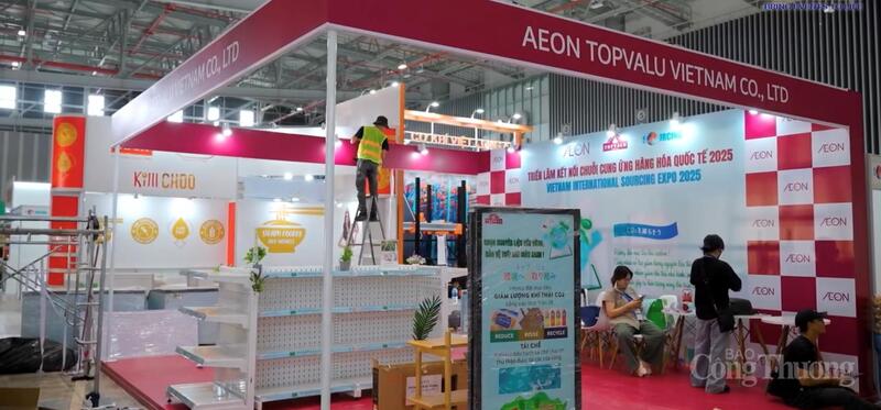 Chùm ảnh: Gấp rút chuẩn bị cho Viet Nam International Sourcing 2025 - 8