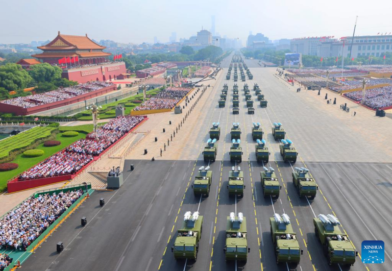 Dàn khí tài của Trung Quốc tại Lễ duyệt binh. Ảnh: Xinhua