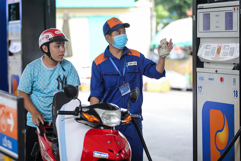 Giá xăng dầu đồng loạt tăng từ chiều 4/9/2025. Ảnh: Bảo Trung
