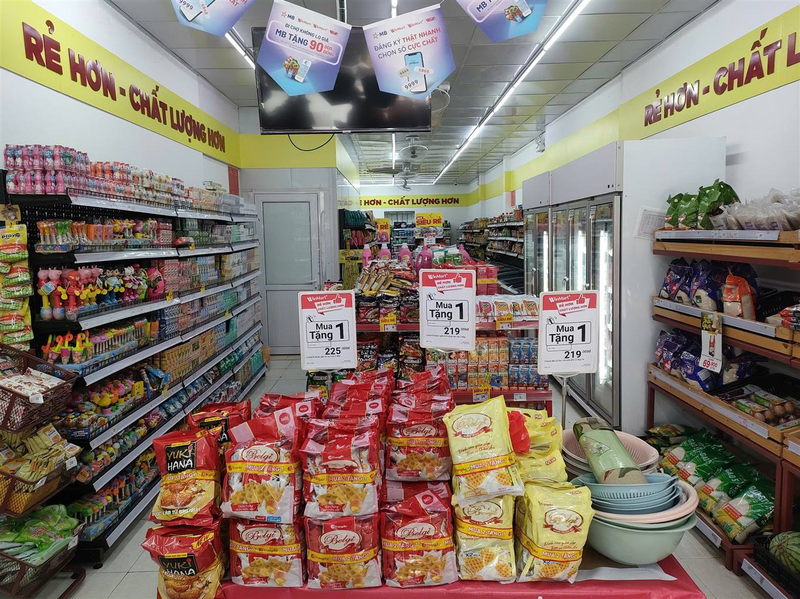 Tổng mức bán lẻ hàng hóa và doanh thu dịch vụ tiêu dùng tháng 8 năm 2025 ước đạt 1.185,97 tỷ đồng. Ảnh minh họa