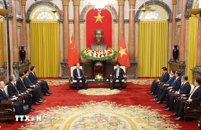 Chủ tịch nước Lương Cường tiếp Ủy viên trưởng Nhân đại toàn quốc Trung Quốc Triệu Lạc Tế. (Ảnh: Lâm Khánh/TTXVN)
