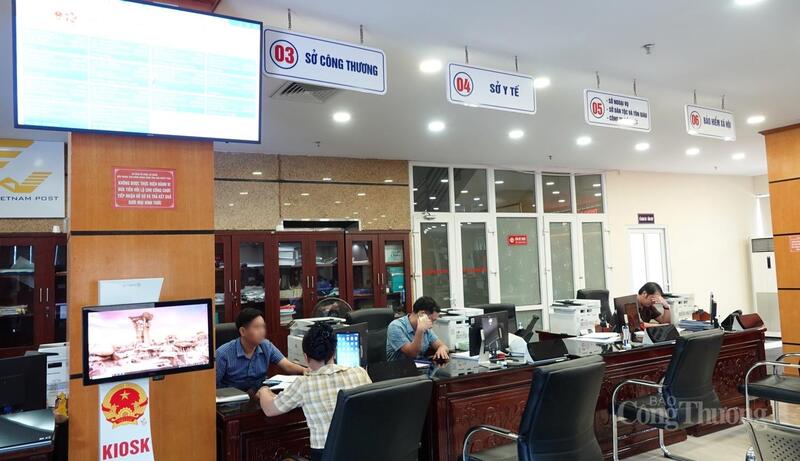 Bộ phận tiếp nhận và trả kết quả thủ tục hành chính của Sở Công Thương Thanh Hóa tại Trung tâm phục vụ hành chính công tỉnh