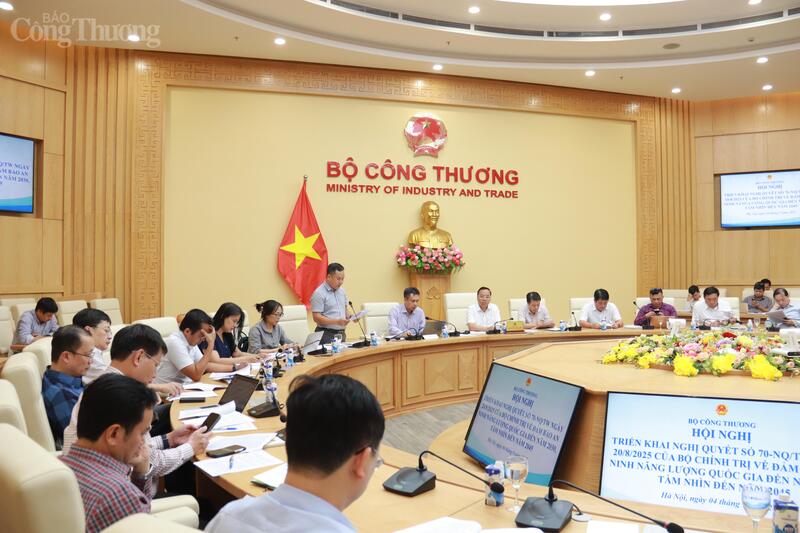 Chùm ảnh: Bộ Công Thương tổ chức Hội nghị triển khai Nghị quyết 70 - 5
